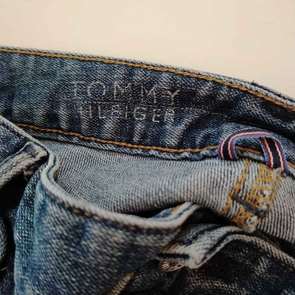 Tommy ankle crop mid-wash women's jeans. - Picture 5 of 9